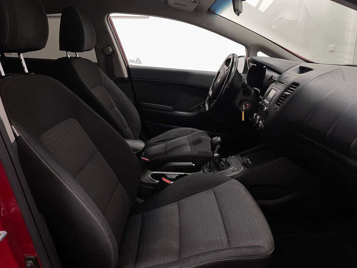 Б/У Киа Церато 2013 года. Фото: #8