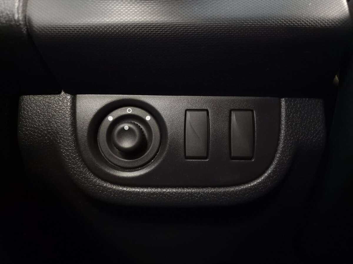 Б/У Рено Сандеро 2019 года. Фото: #12