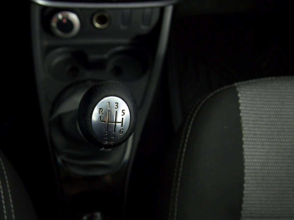 Б/У Рено Дастер 2012 года. Фото: #12