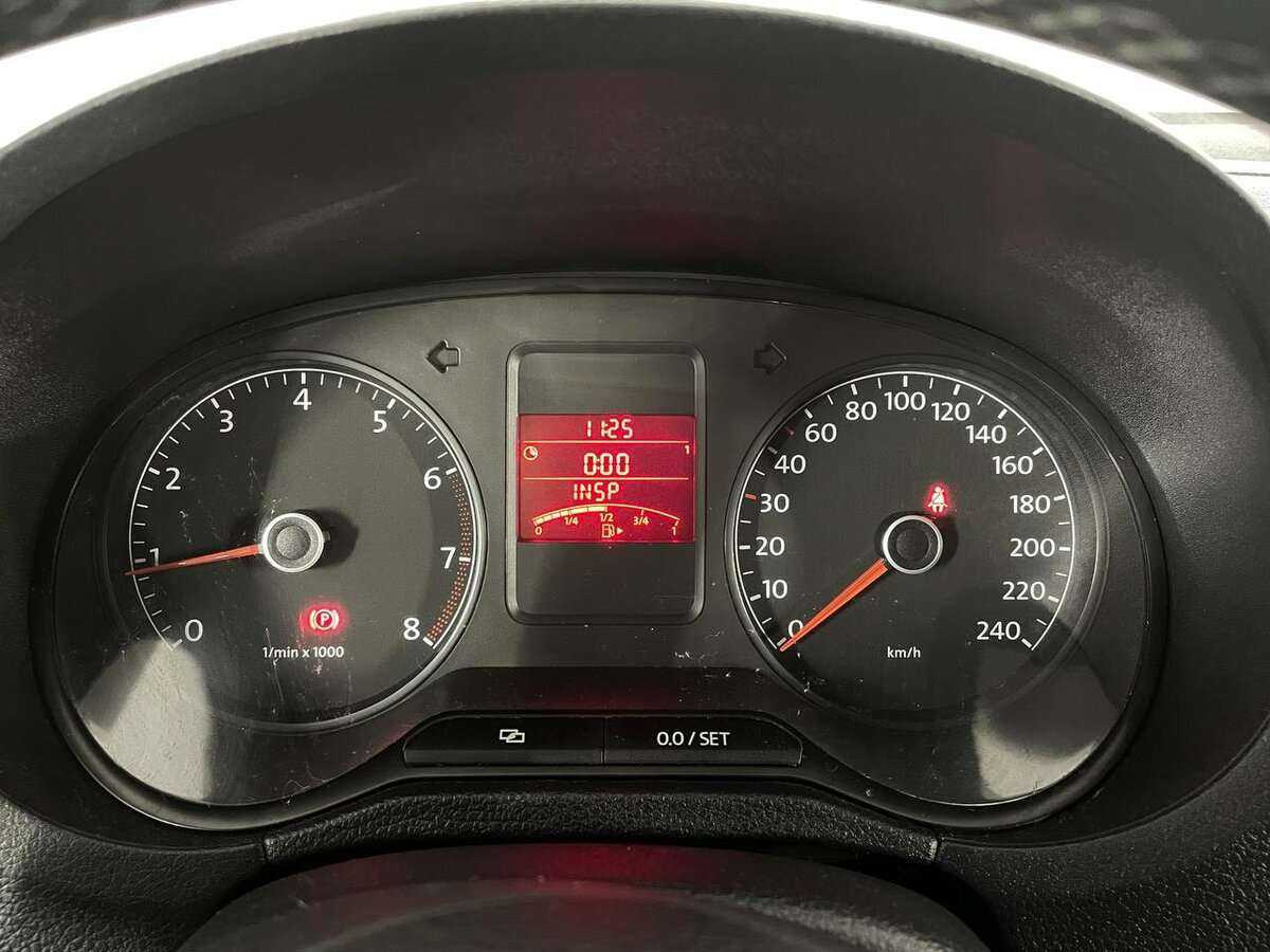 Б/У Фольксваген Поло 2013 года. Фото: #8