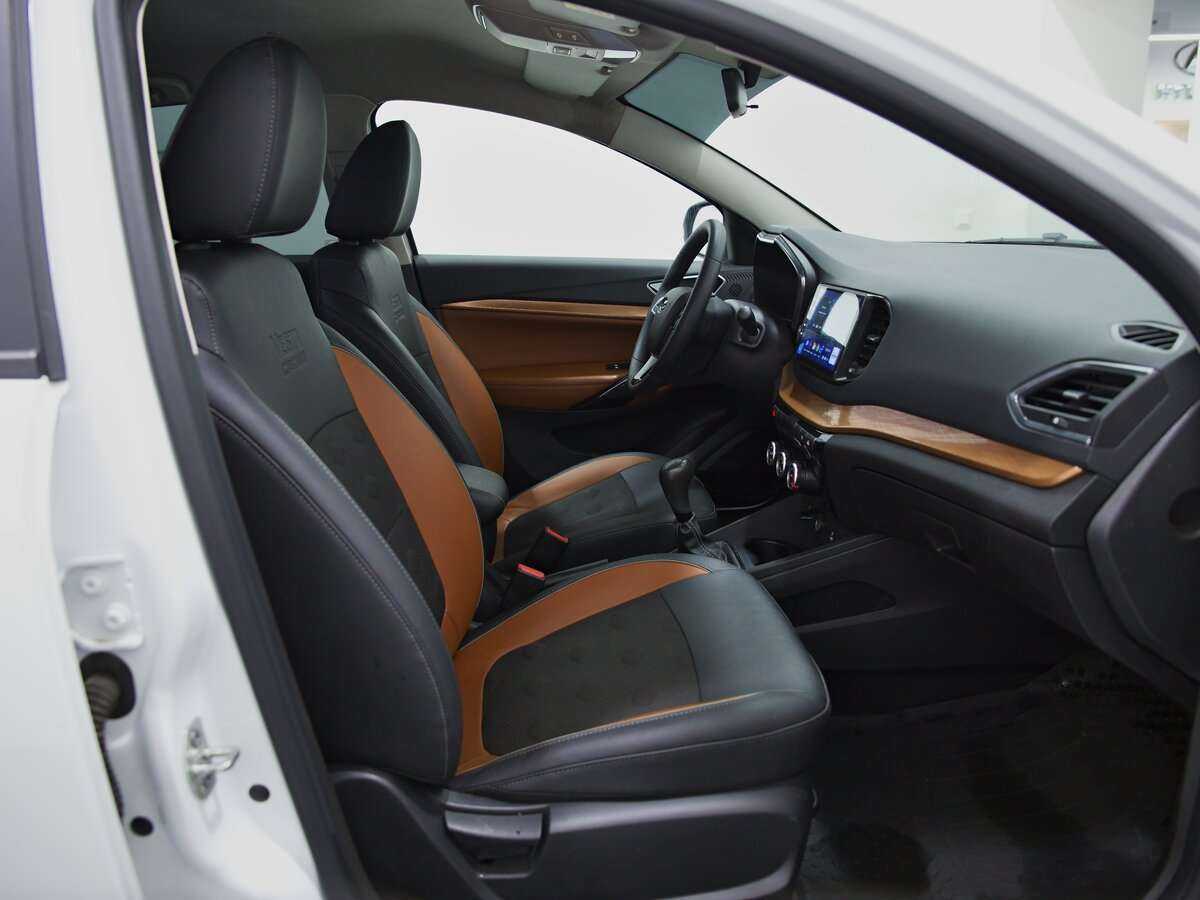 Lada (ВАЗ) Vesta 2023 года с пробегом. Фото: #4