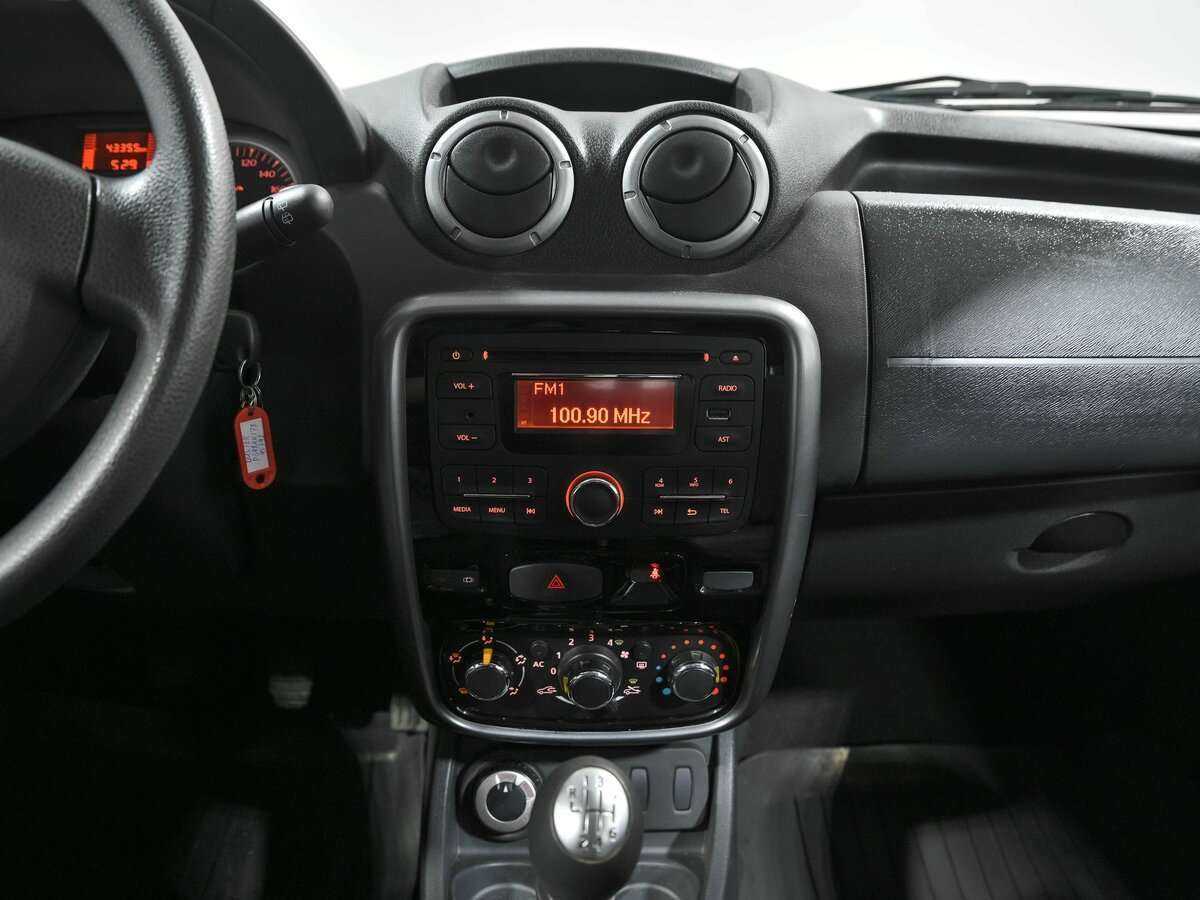 Б/У Рено Дастер 2014 года. Фото: #8