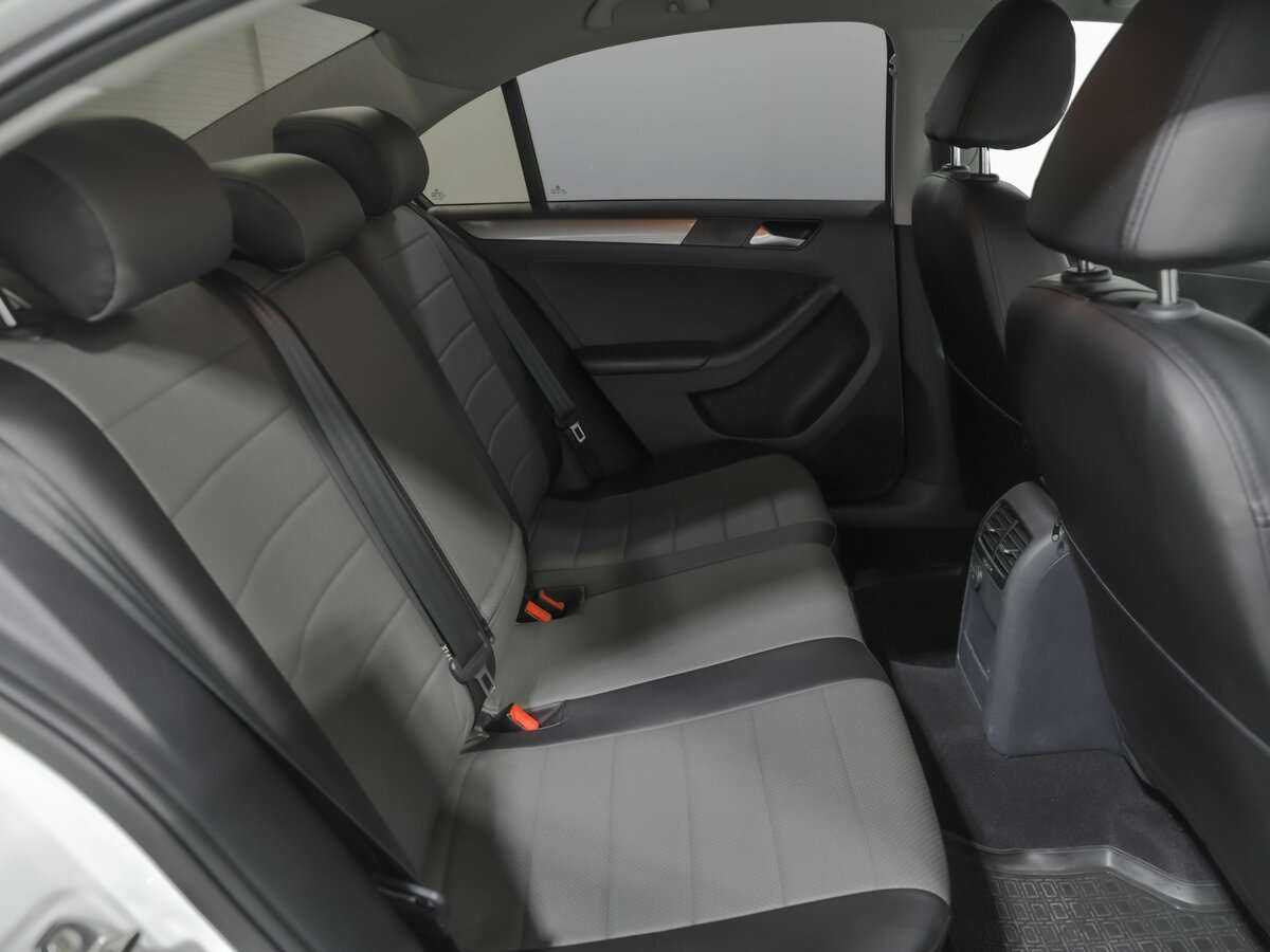 Б/У Фольксваген Джетта 2016 года. Фото: #9