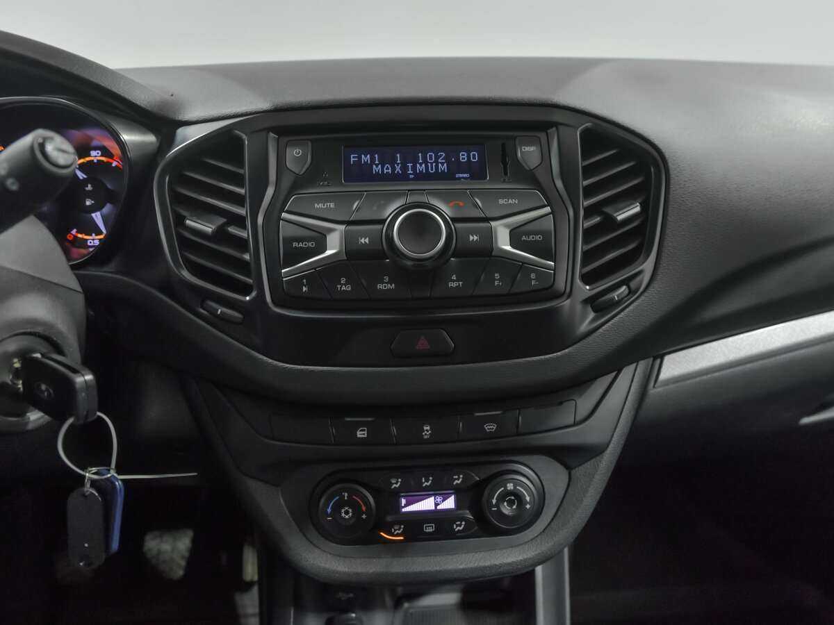 Б/У Лада (ВАЗ) Веста 2020 года. Фото: #8