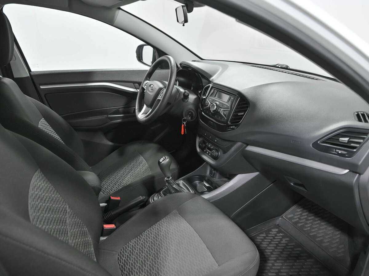 Б/У Лада (ВАЗ) Веста 2018 года. Фото: #6