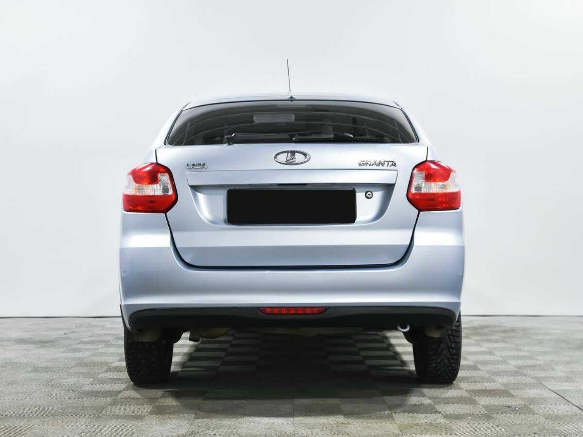 Б/У Лада (ВАЗ) Гранта 2015 года. Фото: #4