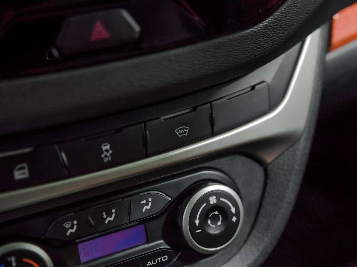 Б/У Лада (ВАЗ) Веста 2020 года. Фото: #9