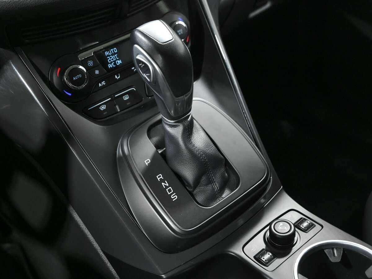 Б/У Форд Куга 2016 года. Фото: #10