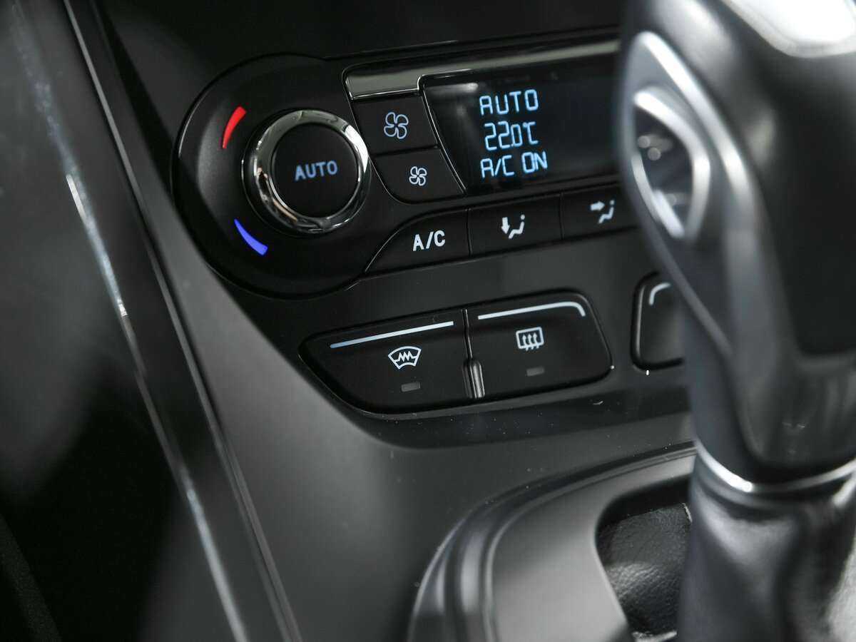 Б/У Форд Куга 2016 года. Фото: #11