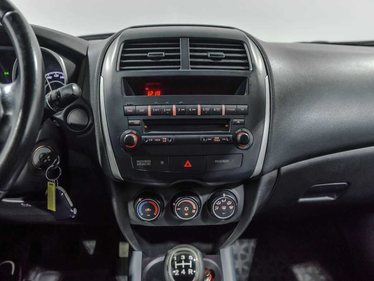 Б/У Митсубиши АС-Икс 2012 года. Фото: #8