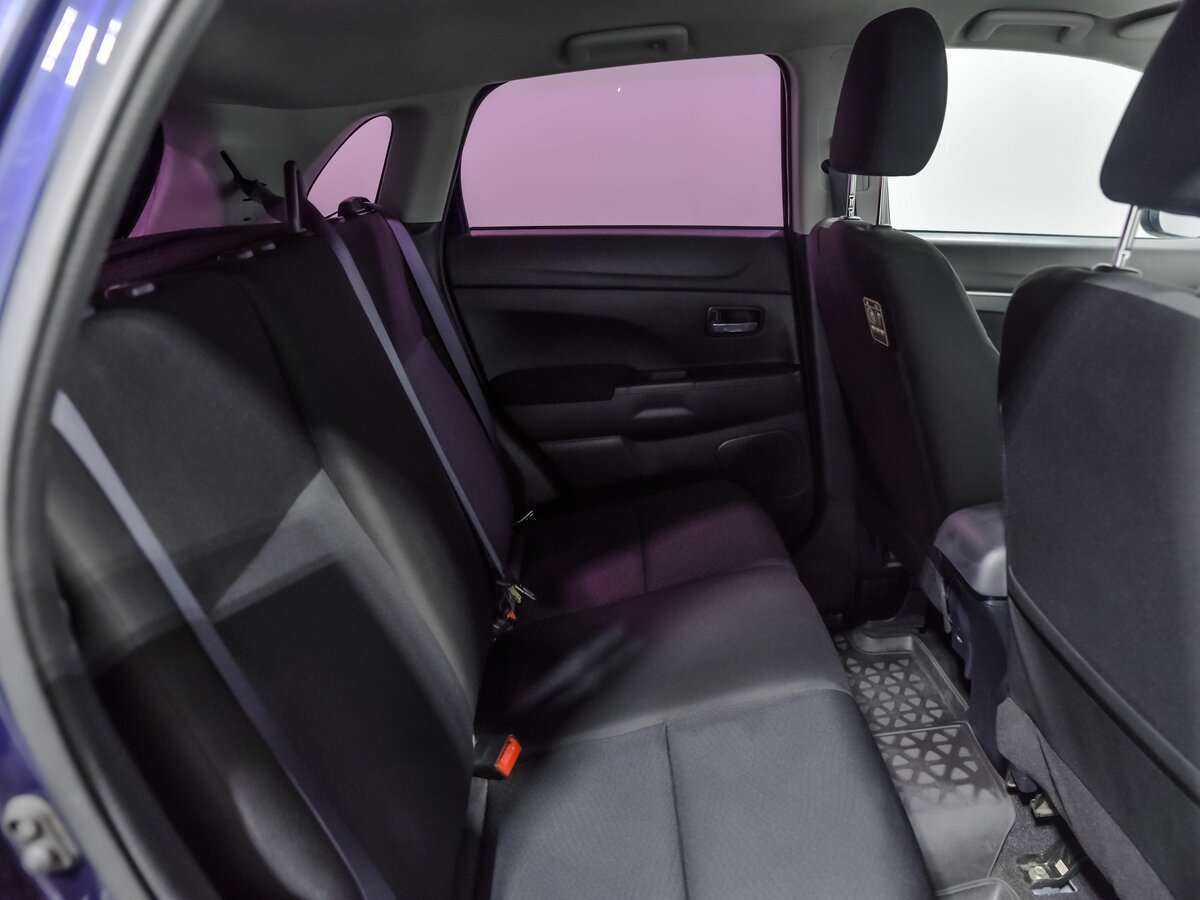 Б/У Митсубиши АС-Икс 2012 года. Фото: #11