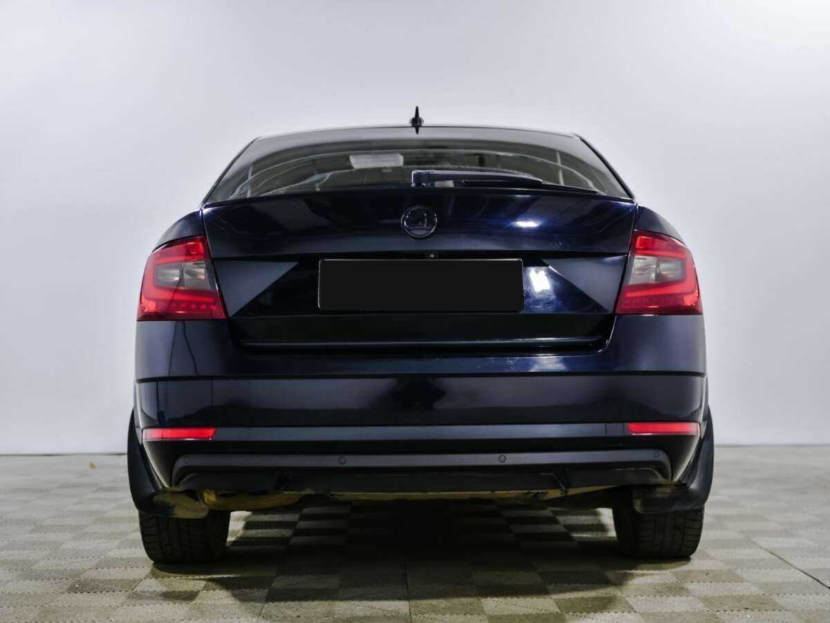 Б/У Шкода Октавия 2017 года. Фото: #3