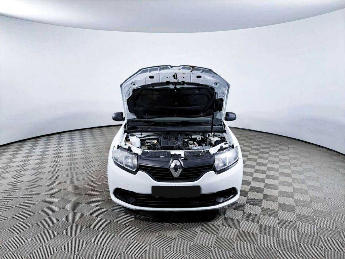 Б/У Рено Логан 2016 года. Фото: #8