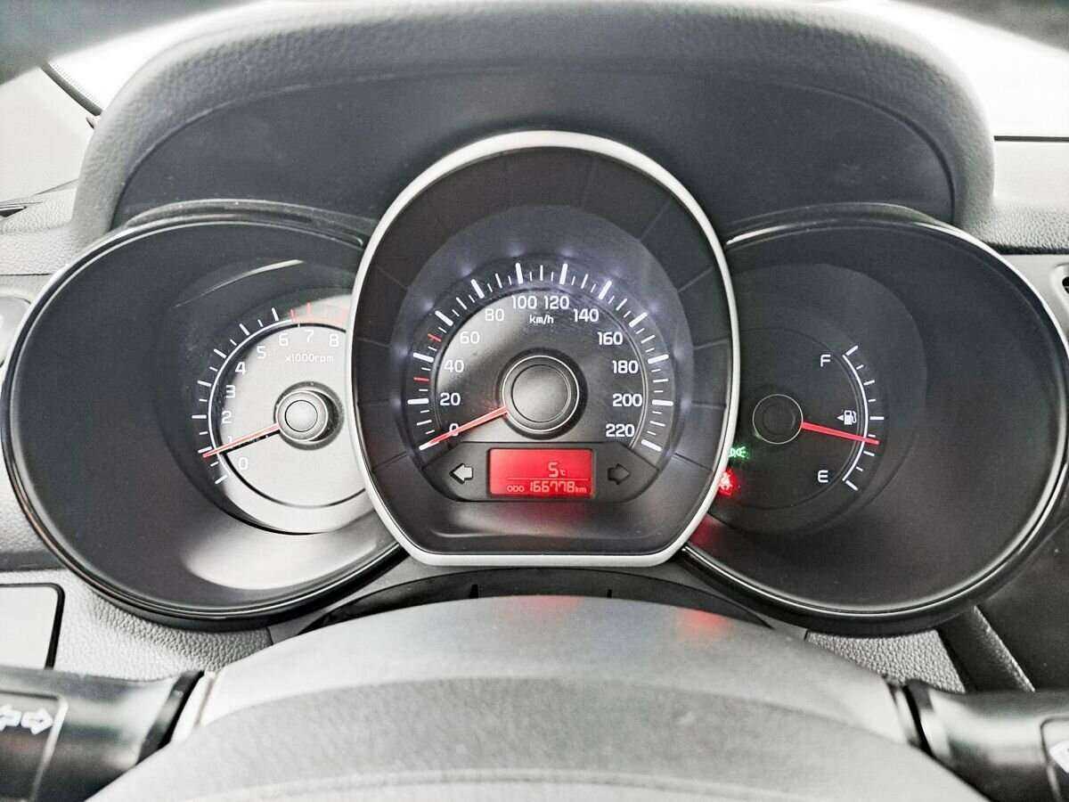 Б/У Киа Рио 2014 года. Фото: #10