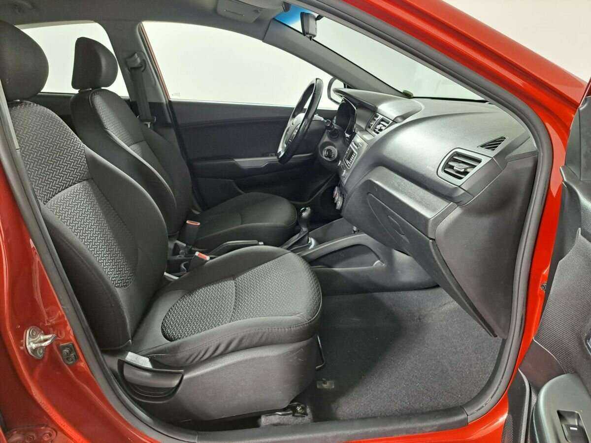 Б/У Киа Рио 2015 года. Фото: #8