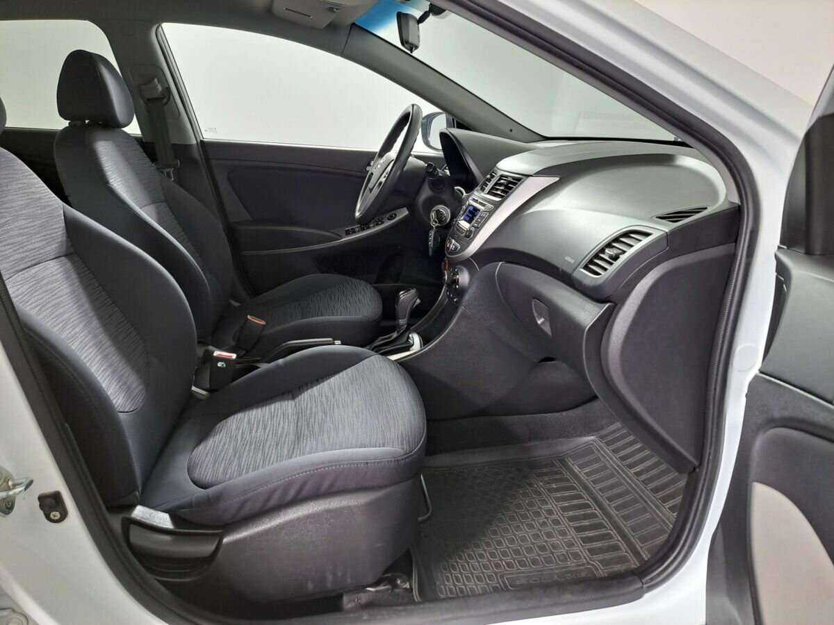 Б/У Хендай Солярис 2014 года. Фото: #8