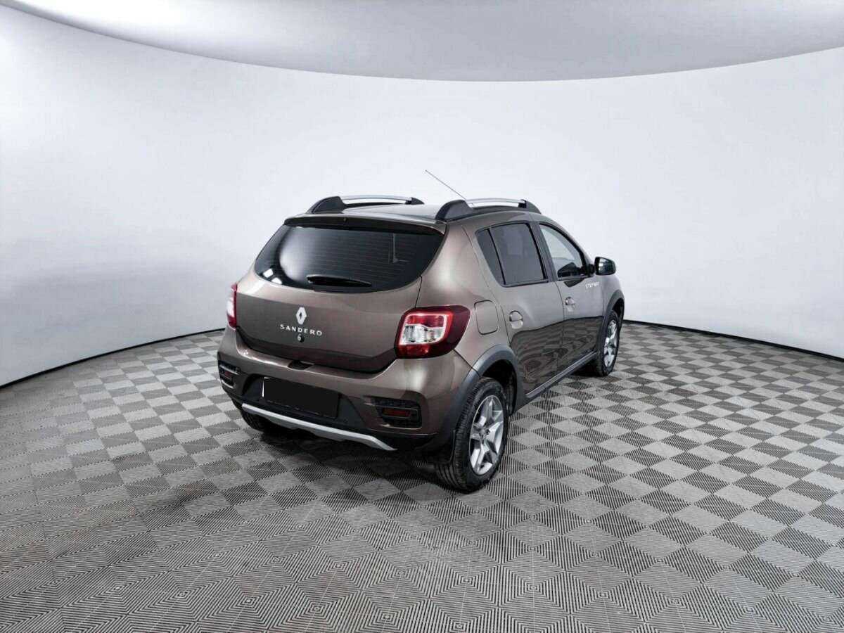Б/У Рено Сандеро 2020 года. Фото: #4