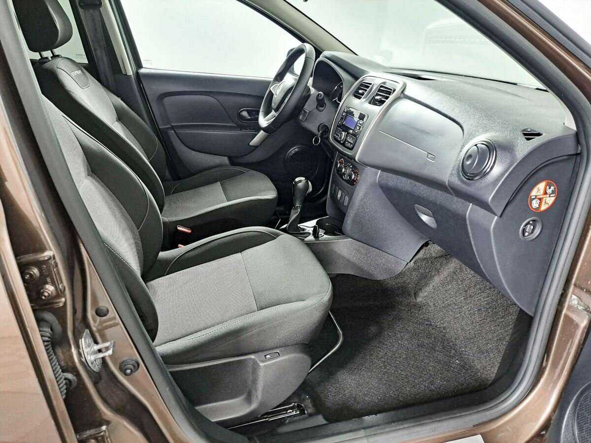 Б/У Рено Сандеро 2020 года. Фото: #8