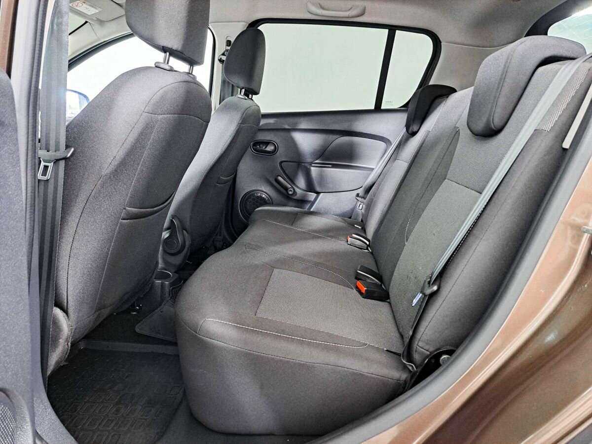 Б/У Рено Сандеро 2020 года. Фото: #9