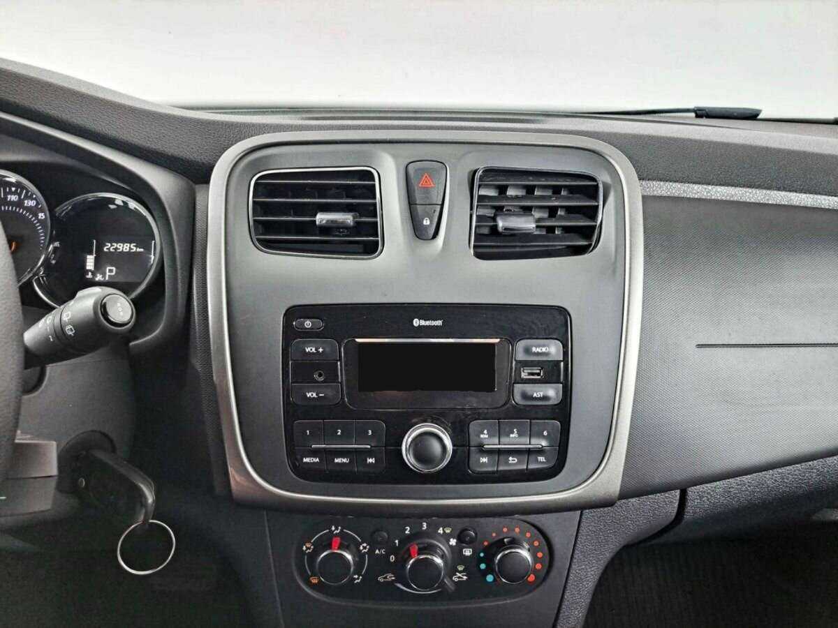 Б/У Рено Сандеро 2020 года. Фото: #12