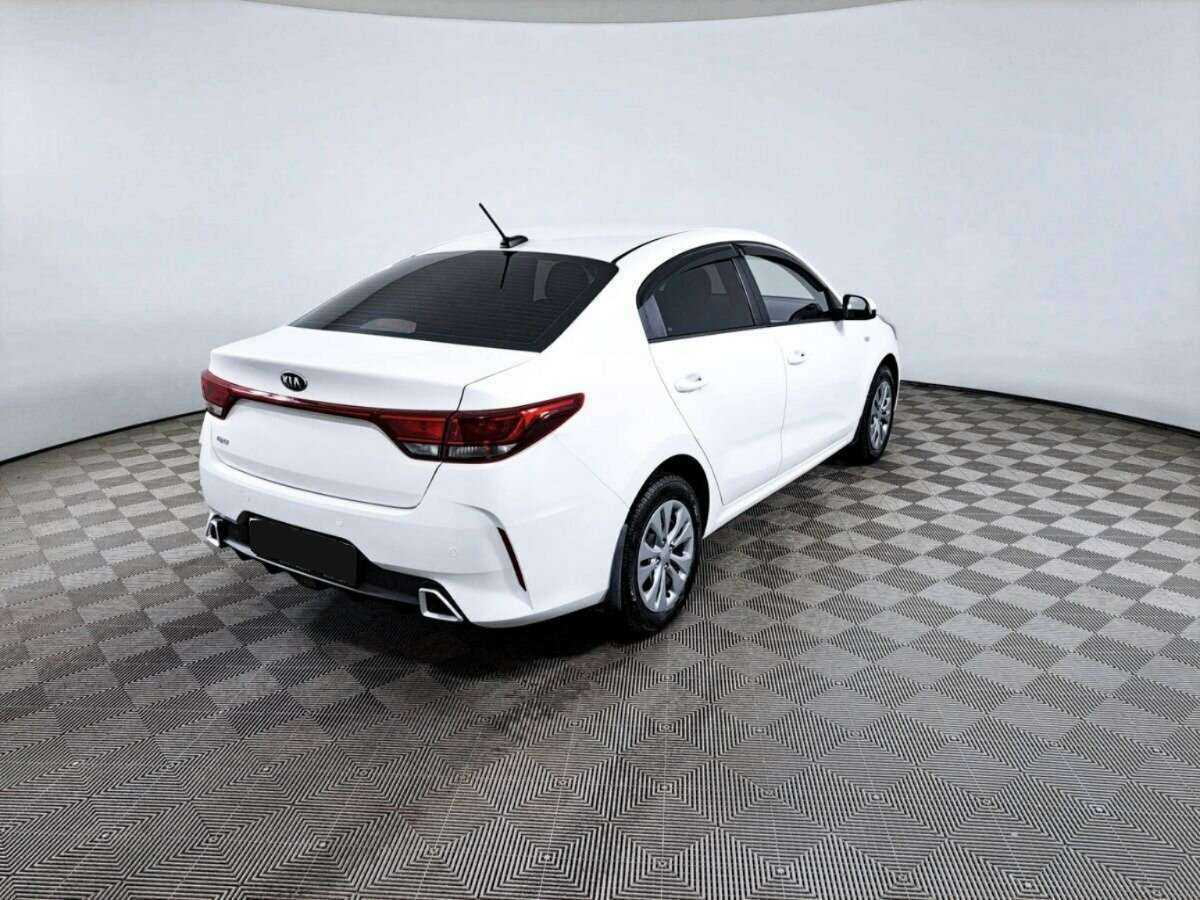 Б/У Киа Рио 2021 года. Фото: #4