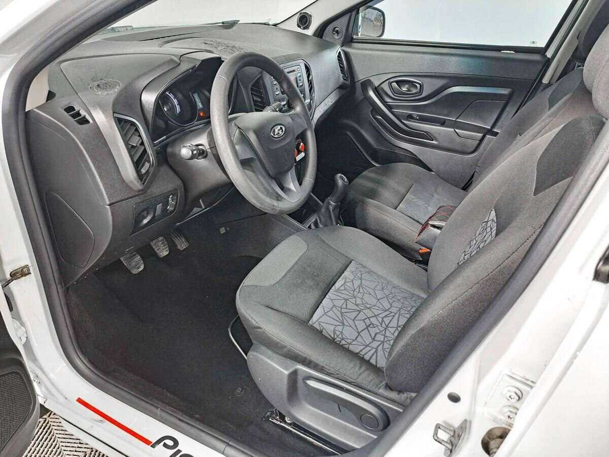 Б/У Лада (ВАЗ) ИКСРЭЙ 2017 года. Фото: #13