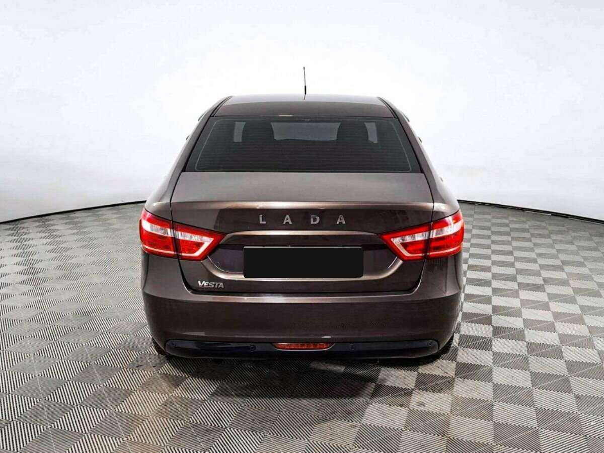 Б/У Лада (ВАЗ) Веста 2018 года. Фото: #4