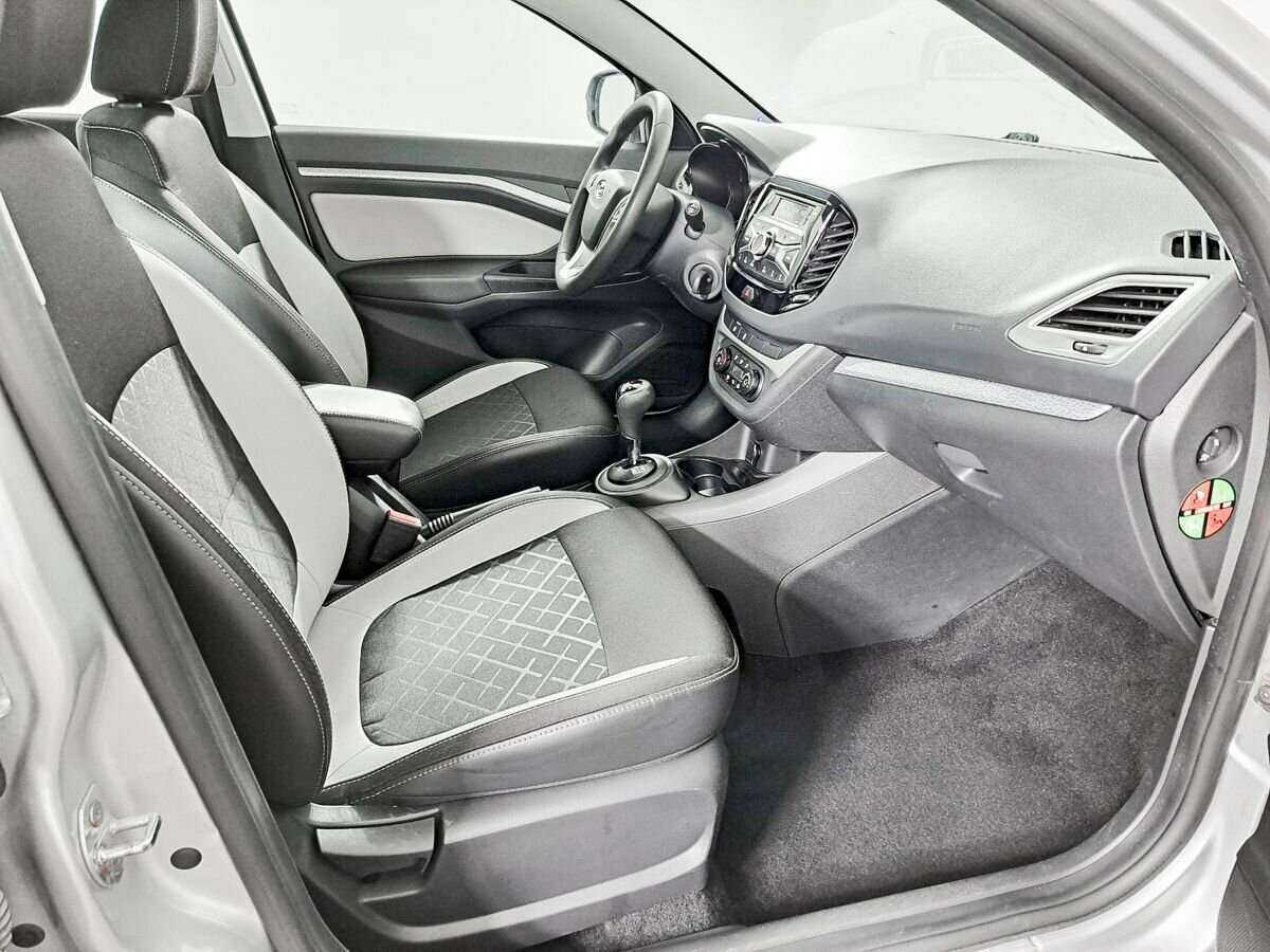 Б/У Лада (ВАЗ) Веста 2019 года. Фото: #8