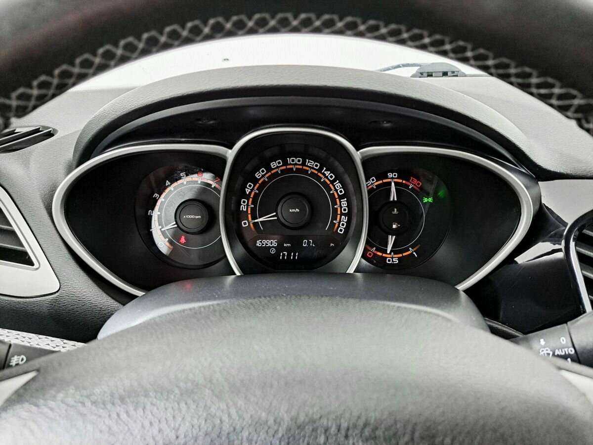 Б/У Лада (ВАЗ) Веста 2017 года. Фото: #12