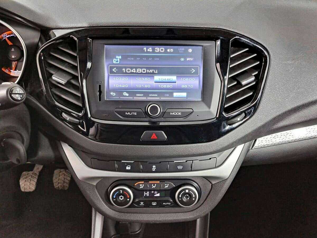 Б/У Лада (ВАЗ) Веста 2019 года. Фото: #12