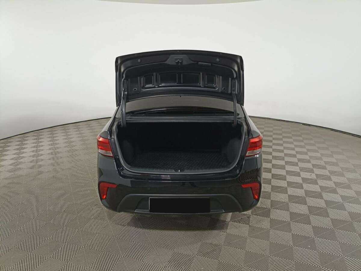 Б/У Киа Рио 2018 года. Фото: #9