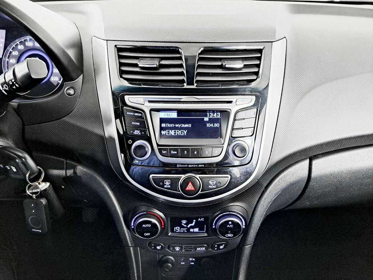 Hyundai Solaris 2015 года с пробегом. Фото: #12