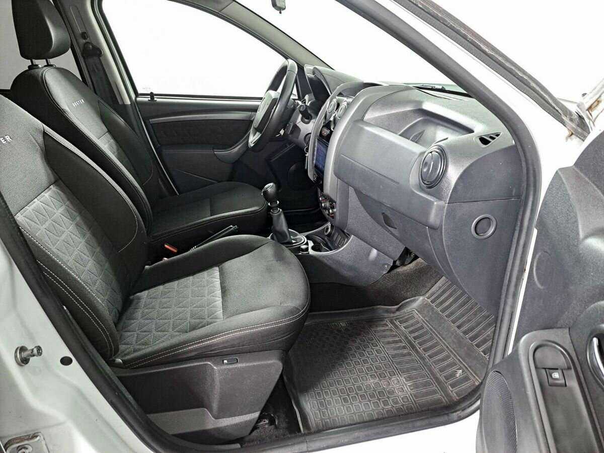 Б/У Рено Дастер 2018 года. Фото: #6