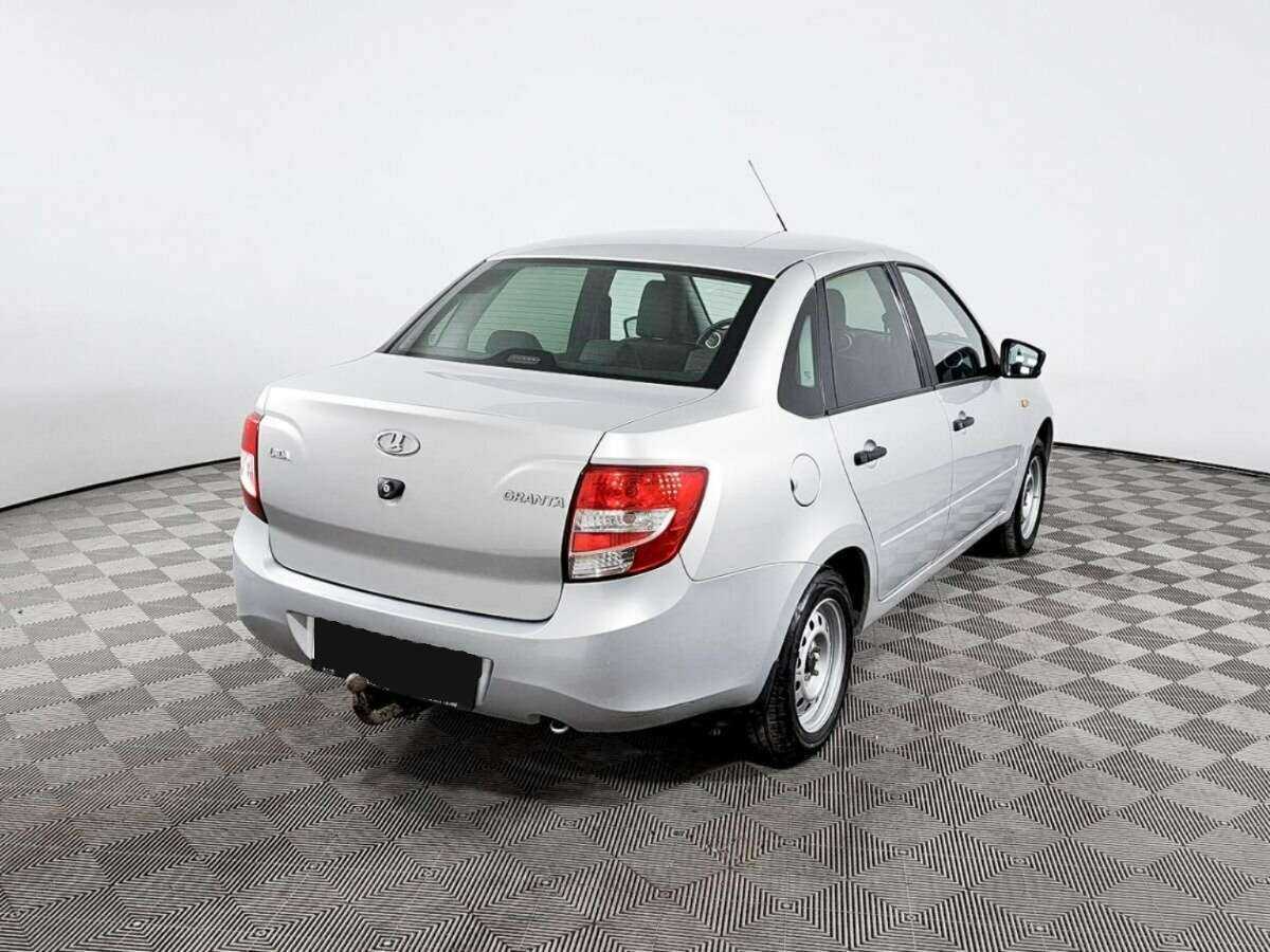 Б/У Лада (ВАЗ) Гранта 2016 года. Фото: #3