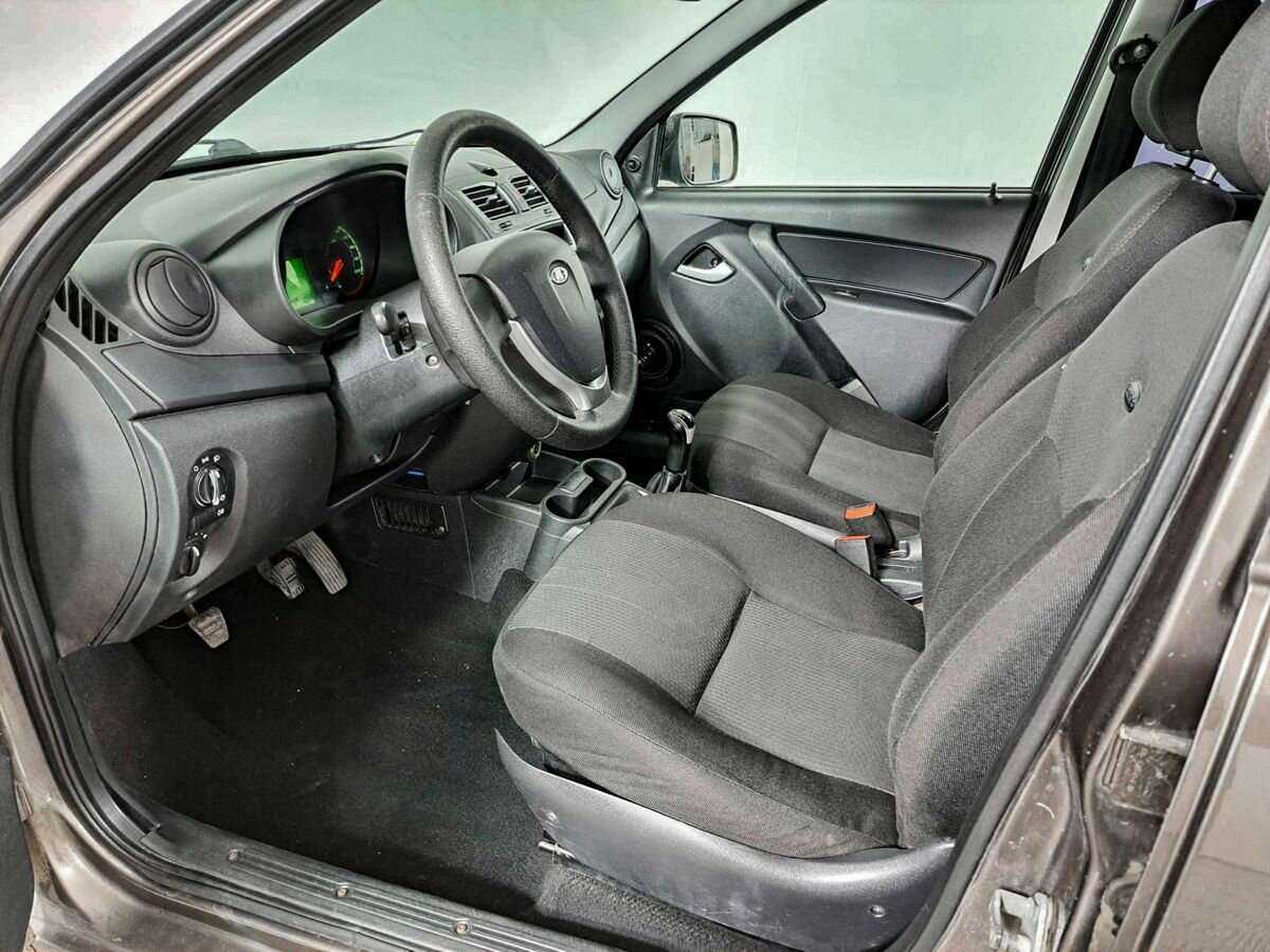 Б/У Лада (ВАЗ) Калина 2015 года. Фото: #12