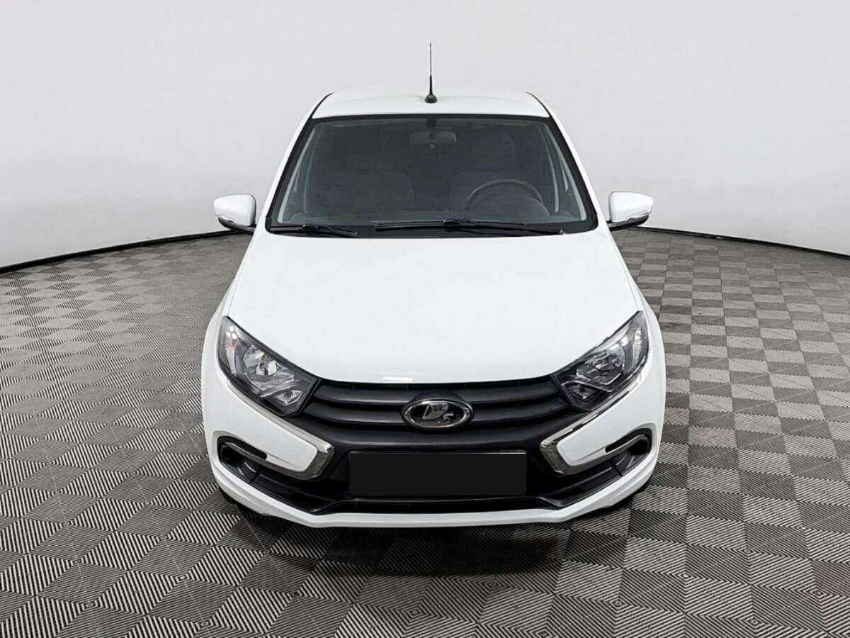 Б/У Лада (ВАЗ) Гранта 2021 года. Фото: #1