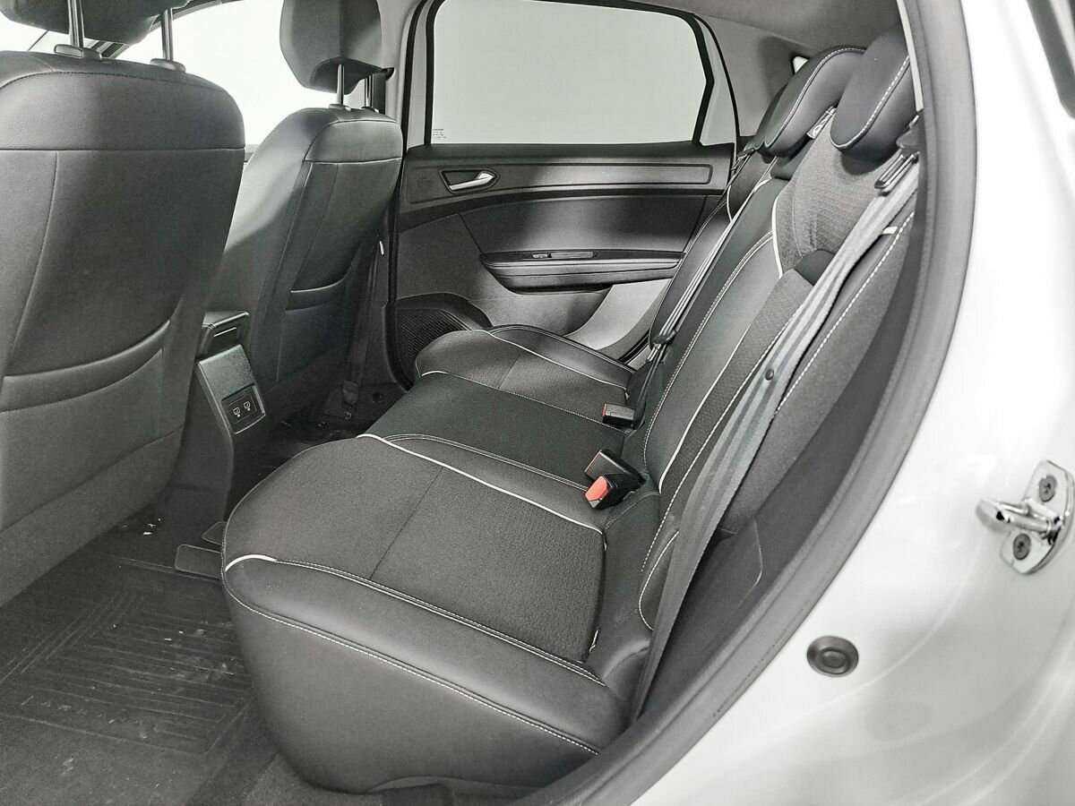 Б/У Рено Аркана 2019 года. Фото: #6