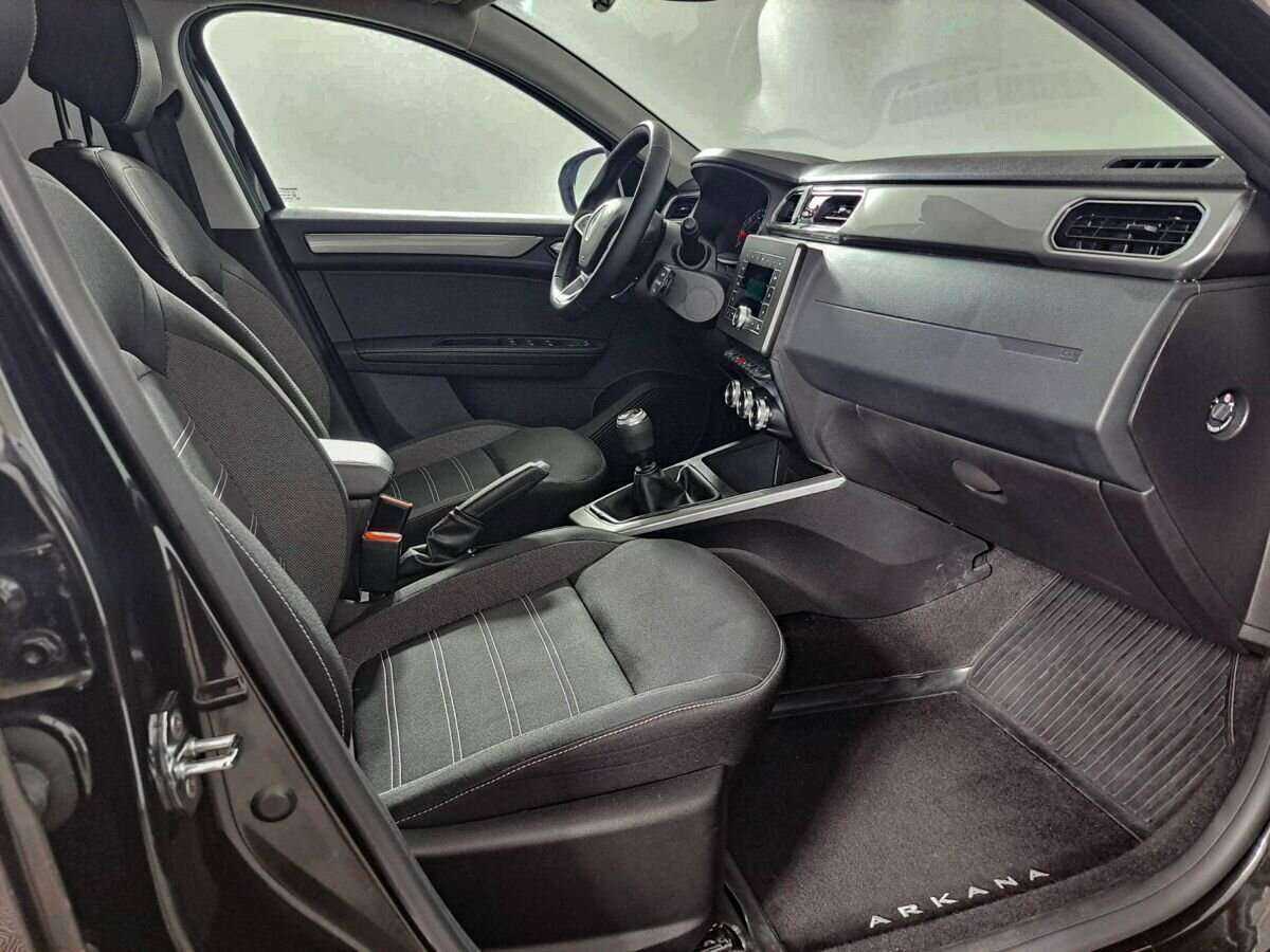 Б/У Рено Аркана 2021 года. Фото: #8