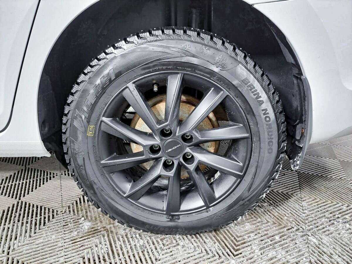 Б/У Шкода Рапид 2017 года. Фото: #17