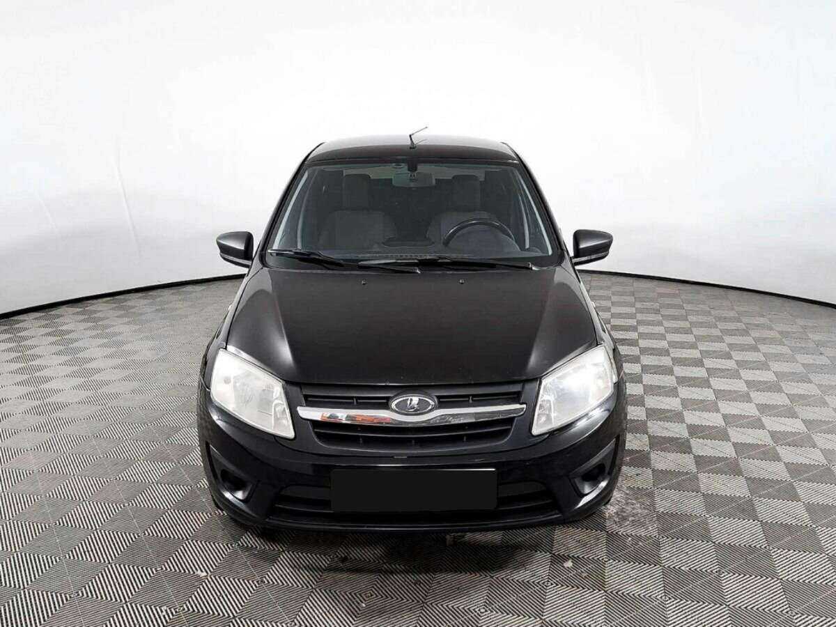 Б/У Лада (ВАЗ) Гранта 2017 года. Фото: #1