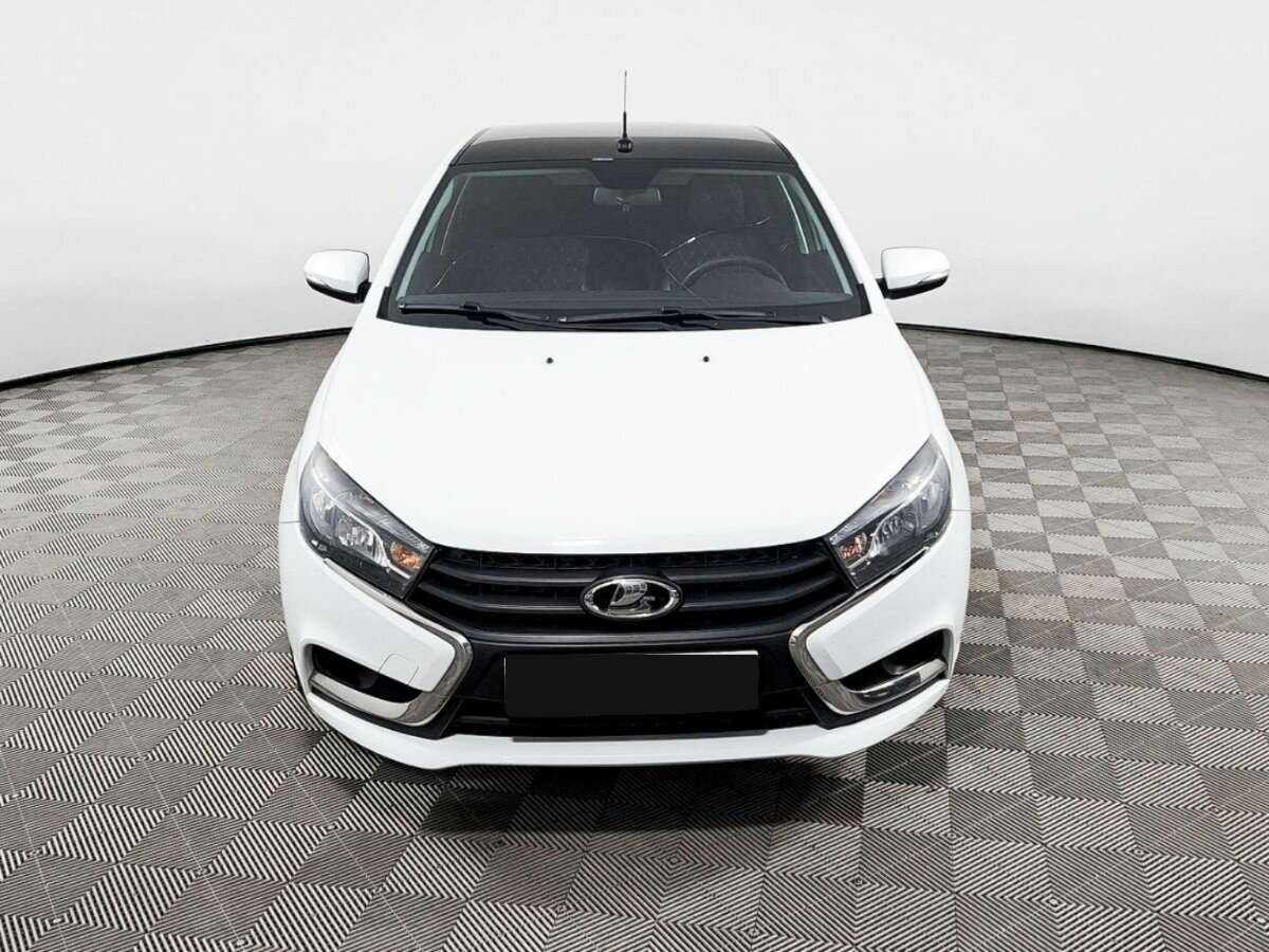 Б/У Лада (ВАЗ) Веста 2021 года. Фото: #1