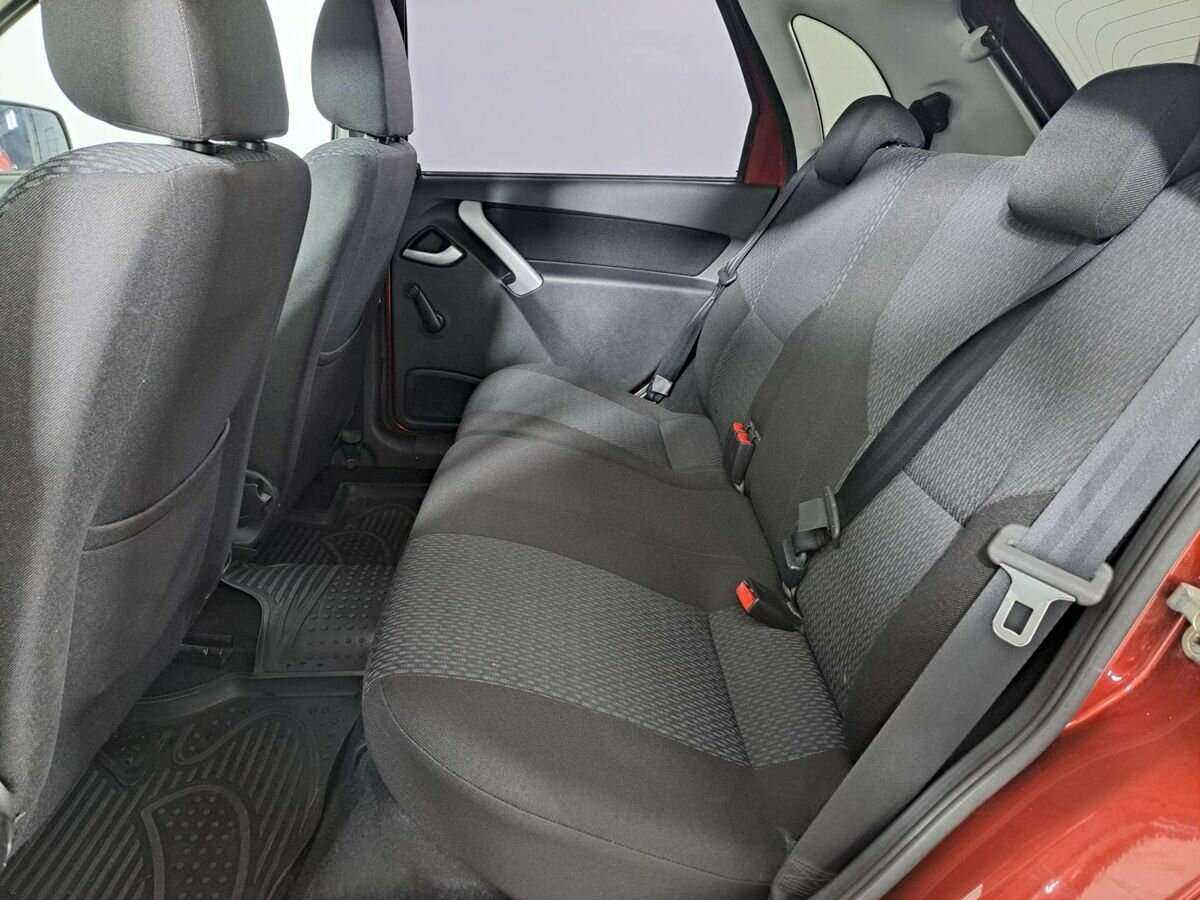 Б/У Лада (ВАЗ) Калина 2017 года. Фото: #9