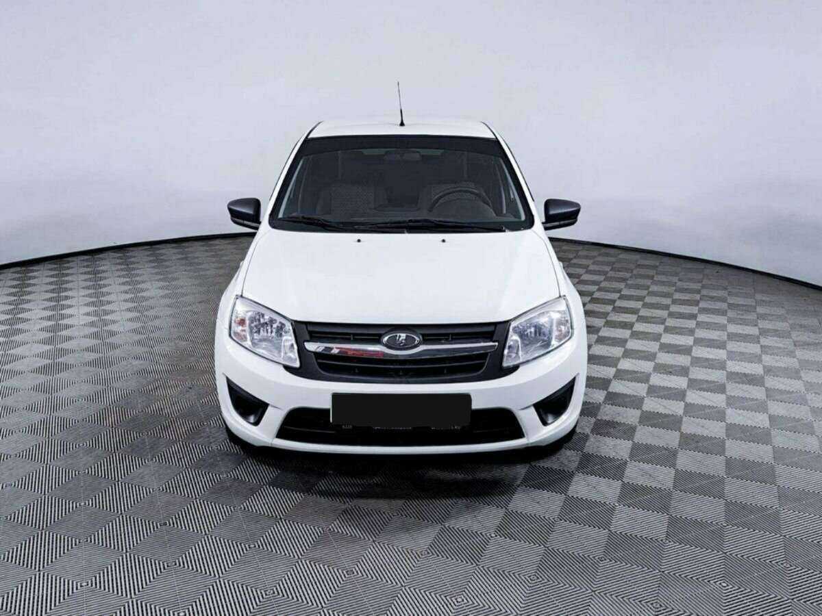 Б/У Лада (ВАЗ) Гранта 2018 года. Фото: #1