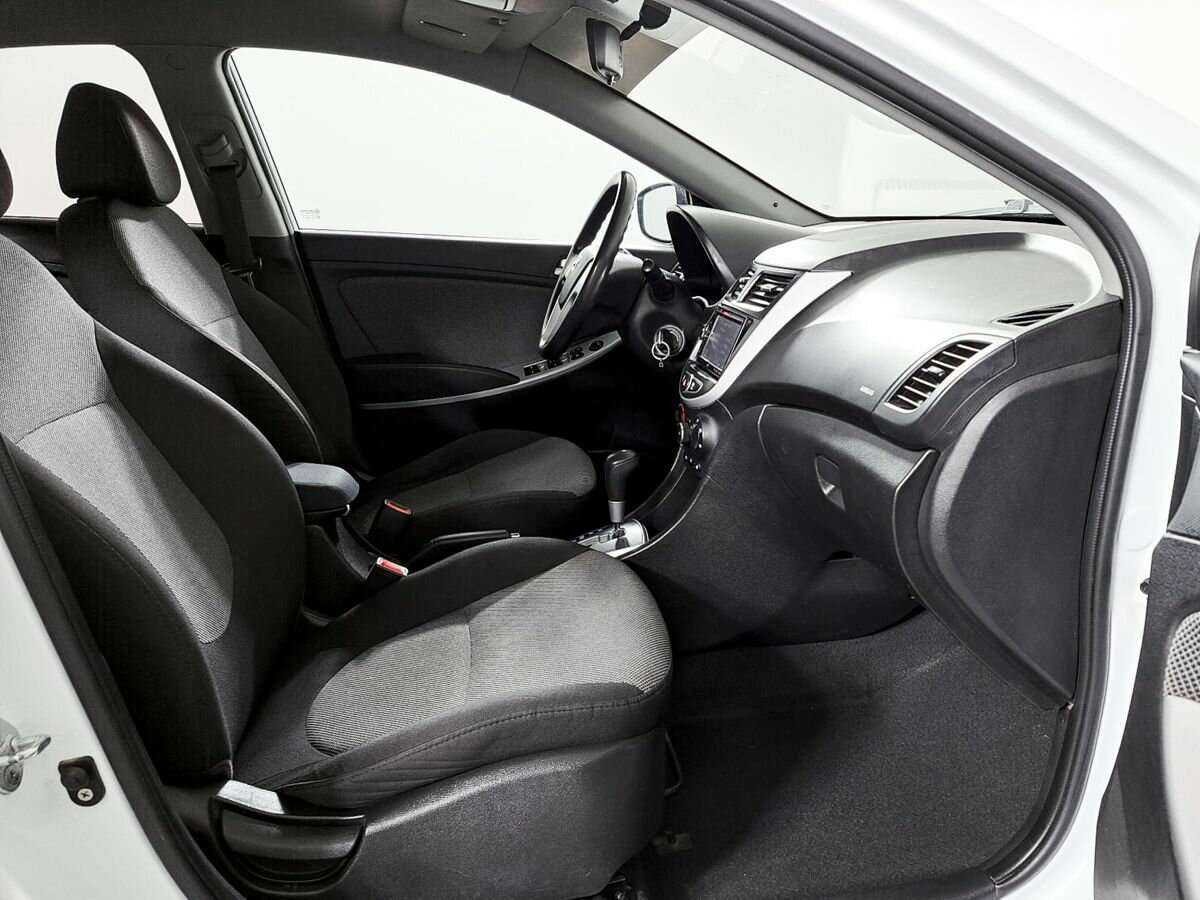 Б/У Хендай Солярис 2013 года. Фото: #8