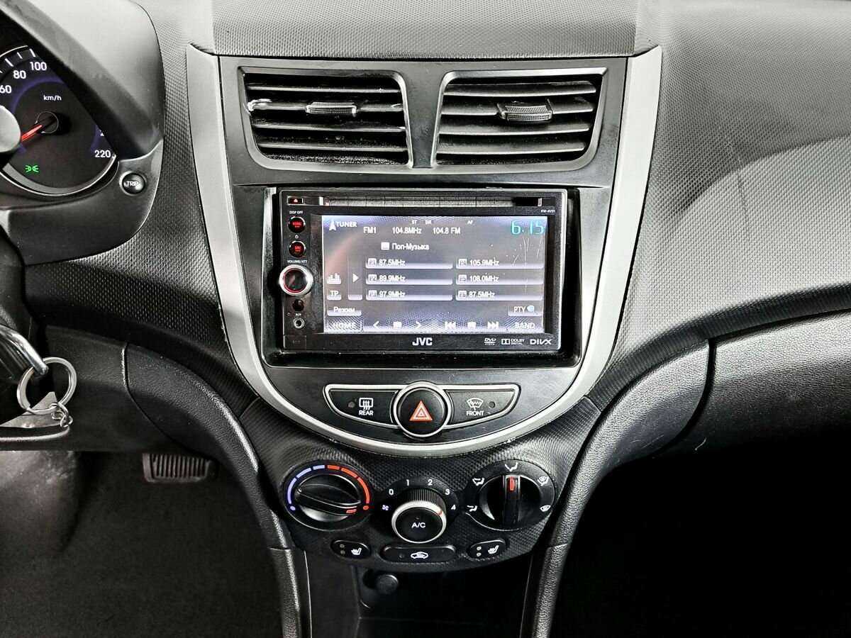 Б/У Хендай Солярис 2013 года. Фото: #12