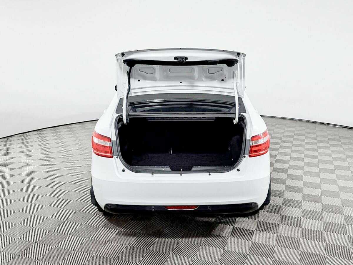 Б/У Лада (ВАЗ) Веста 2019 года. Фото: #7