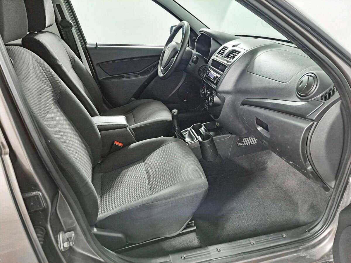 Б/У Лада (ВАЗ) Калина 2015 года. Фото: #8