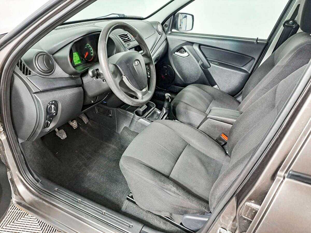 Б/У Лада (ВАЗ) Калина 2015 года. Фото: #13