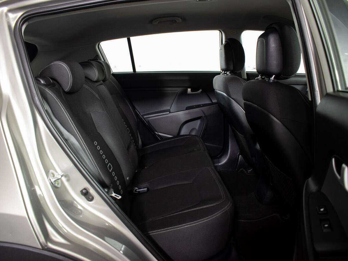 Б/У Киа Спортейдж 2014 года. Фото: #9