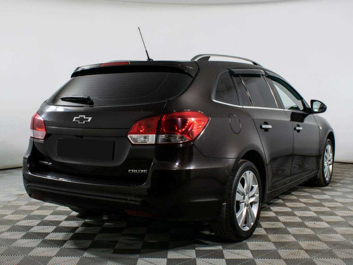 Б/У Шевроле Круз 2013 года. Фото: #3